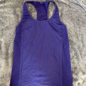 Small purple Fabletics top